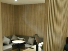 -长沙省政府地铁站亚朵酒店