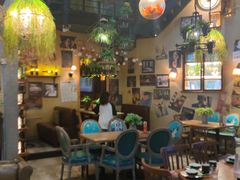 -临界音乐酒馆·小龙虾·江湖菜(华熙LIVE·鱼洞店)