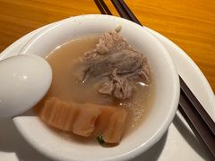 -莲餐厅·湖北菜·潜江小龙虾店(愚园路店)