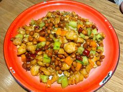 宫保鸡丁-先启半步颠小酒馆(万风新天地店)