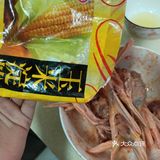 第一次做香炸鸭下巴，好吃又过瘾。