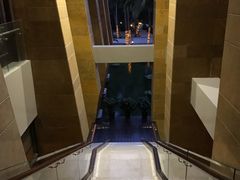 -三亚湾海居铂尔曼度假酒店