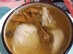 松茸鸡汤面筋-得意楼蒸菜馆