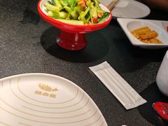 -辣尚瘾·烤鱼·新川菜(牡丹园直营店)