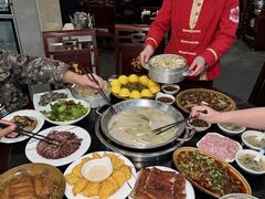 -老来福·非遗酸汤兔(凯旋路店)