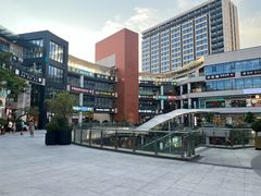 -浦江城市生活广场(江月路店)