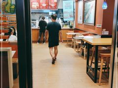 -The Habit Burger Grill 哈比特汉堡(爱琴海店)