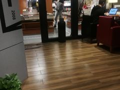 -西西弗书店&矢量咖啡(凯德晶萃广场店)