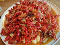 -临界音乐酒馆·小龙虾·江湖菜(华熙LIVE·鱼洞店)