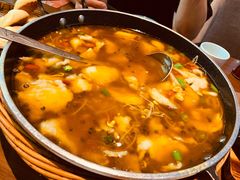 -有红鸡毛店·川菜(建设路店)