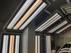 -鲨鱼皮汽车凹陷玻璃修复(静安店)