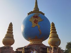 -一寨两国风景区
