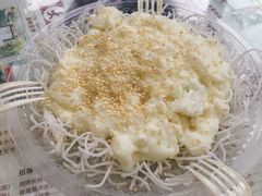 炒牛奶-周大娘牛乳(旧寨古村总店)