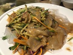 -关东小磨东北菜(上海长风大悦城店)