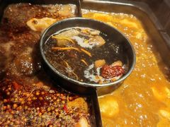 -老牌坊云南鱼豆花火锅(爱建店)