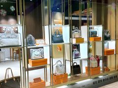 -109度二手奢侈品手表包包珠宝回收(新天地店)