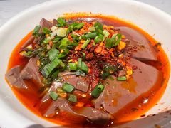 -渝是乎酸菜鱼(龙旗购物中心店)