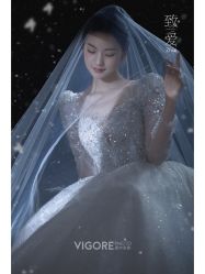-雪中彩影婚纱摄影·微光艺术中心