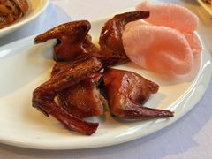 脆皮乳鸽-潮福城大酒楼·潮味粤品·港式点心(湖滨北路店)