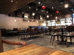 大堂-Carbon莫卡哆·意大利复古集市餐厅(杭州大厦店)