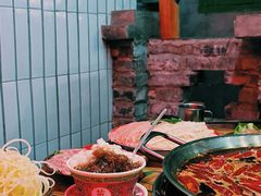 -老街·稳拈老火锅(海椒市店)