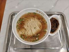 -老西白点心店