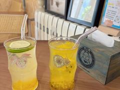 新鲜百香果茶-Rabbit Cafe私房西餐甜点咖啡(栖霞路店)