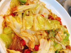 手撕包菜-日进一片海.生腌海鲜火锅.宵夜烧烤(三里屯总店)