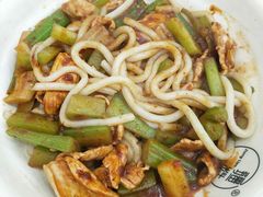 -椒顽新疆炒米粉(湖大店)