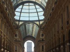 -文艺复兴百货(米兰大教堂广场店)