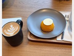 -星巴克臻选(上海合生汇1F店)