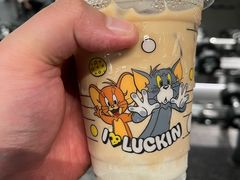 -瑞幸咖啡(凯德虹口龙之梦店)