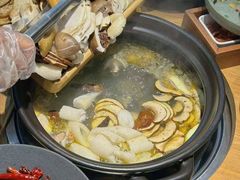 -一朵菌·野生菌探索家火锅(南亚店)