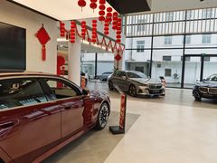 -上海宝诚中环BMW·MINI4S店