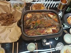 -星璨火吧KTV聚会餐厅(丰庆路店)