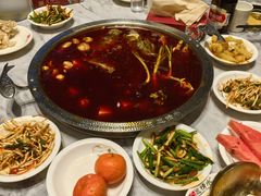 -忘情水鱼头·鲜鱼火锅(滨江中路店)