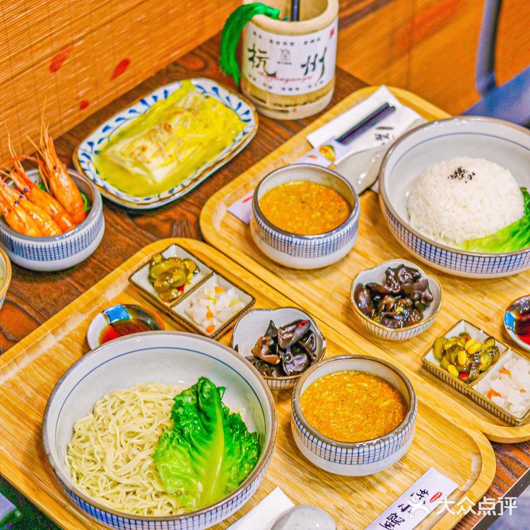 一碗来自苏州阳澄湖的蟹黄面，好吃到哭！