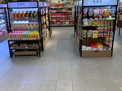 -blt精品超市(杭州城西银泰店)