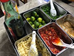 -四川小胡子海鲜(丁村万人海鲜广场店)