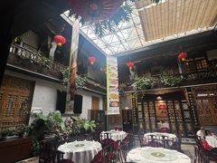 -蔼若春.传承三十年云南菜(金碧公园店)
