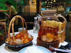 -洪氏嗨捞·猪肚鸡火锅(阳光天地店)