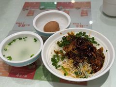 -酱壹老三饵丝(南宁南路店)