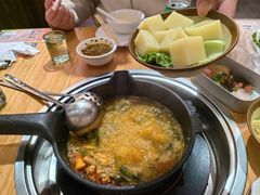 -黔三一夺夺粉酸汤火锅(百信店)