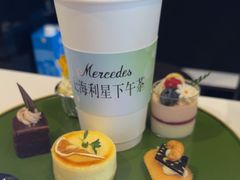 -奔驰上海利星(七宝店)