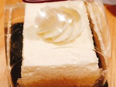 鲜奶小方-TOUCH泰奇(宝杨宝龙广场店)