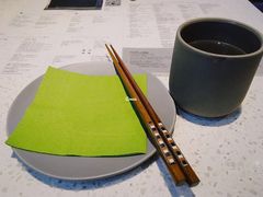 餐具摆设-半山腰·云南菜(侨福芳草地店)