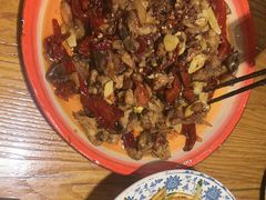 -柴窝堡22号辣子鸡·传承新疆菜