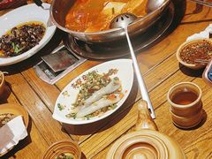 -亮欢寨酸汤鱼(沙冲路店)