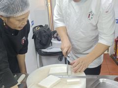 -周渝食惦·酸菜鱼精致川菜(横岗店)