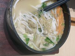 -灵芝妹子海鲜米线(凯德和平广场店)